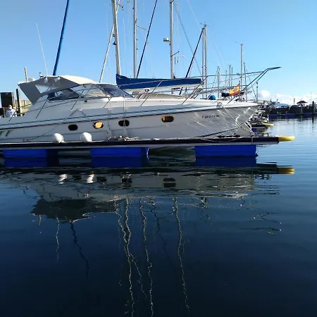 Barco Fairline Moana