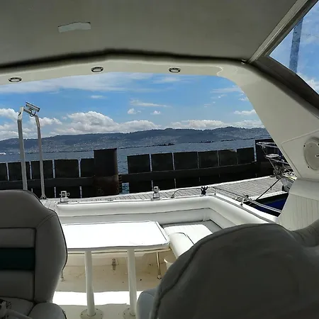 Barco Fairline Moana