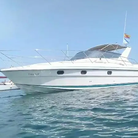 Barco Fairline Moana