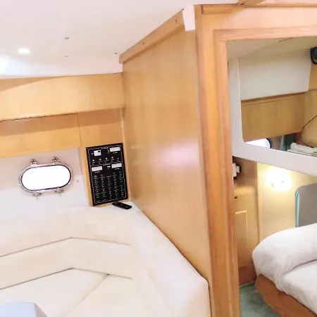 Barco Fairline *